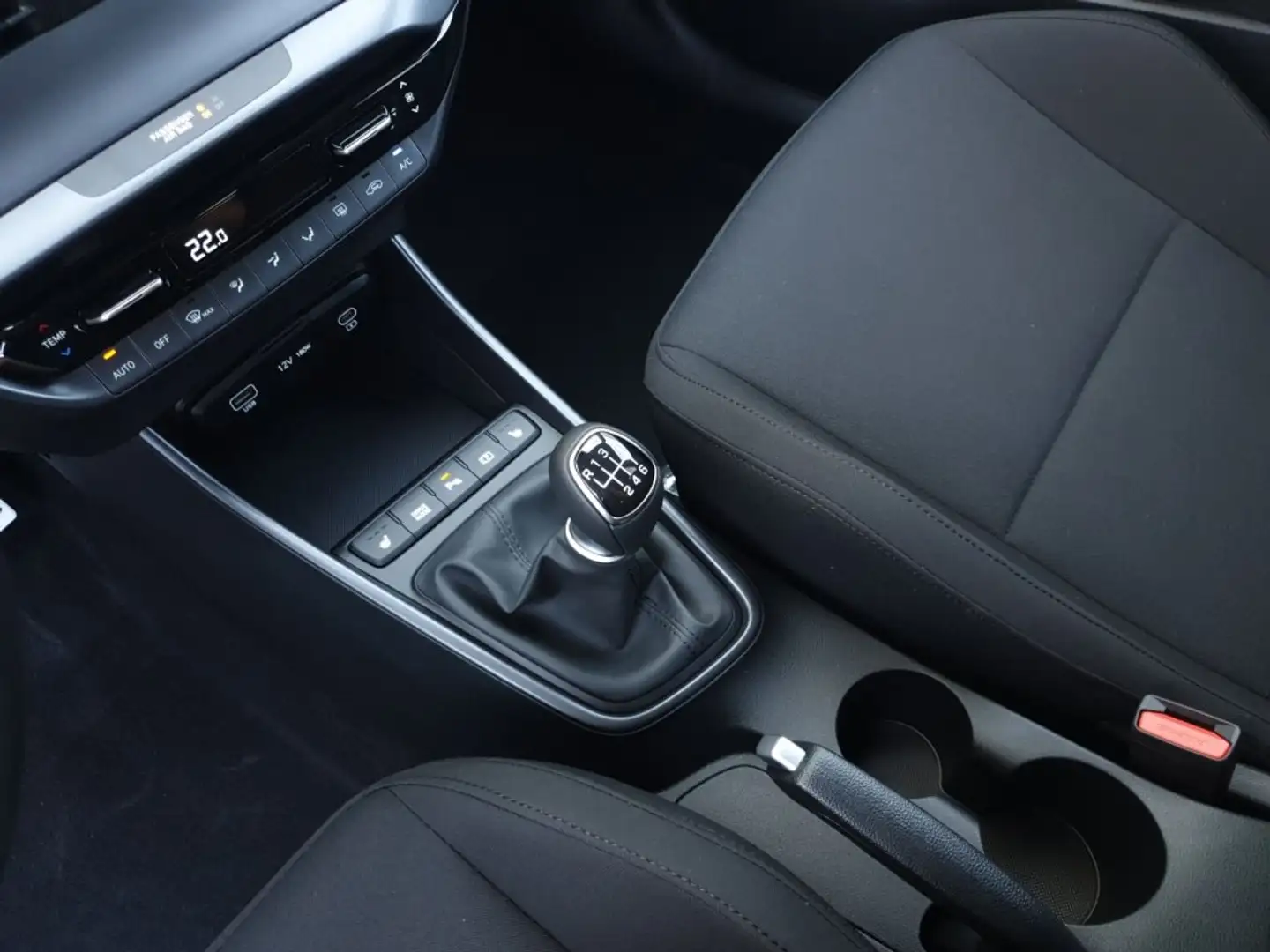 Hyundai BAYON GO Plus 1.0 T-GDI y5bu2 Grau - 1