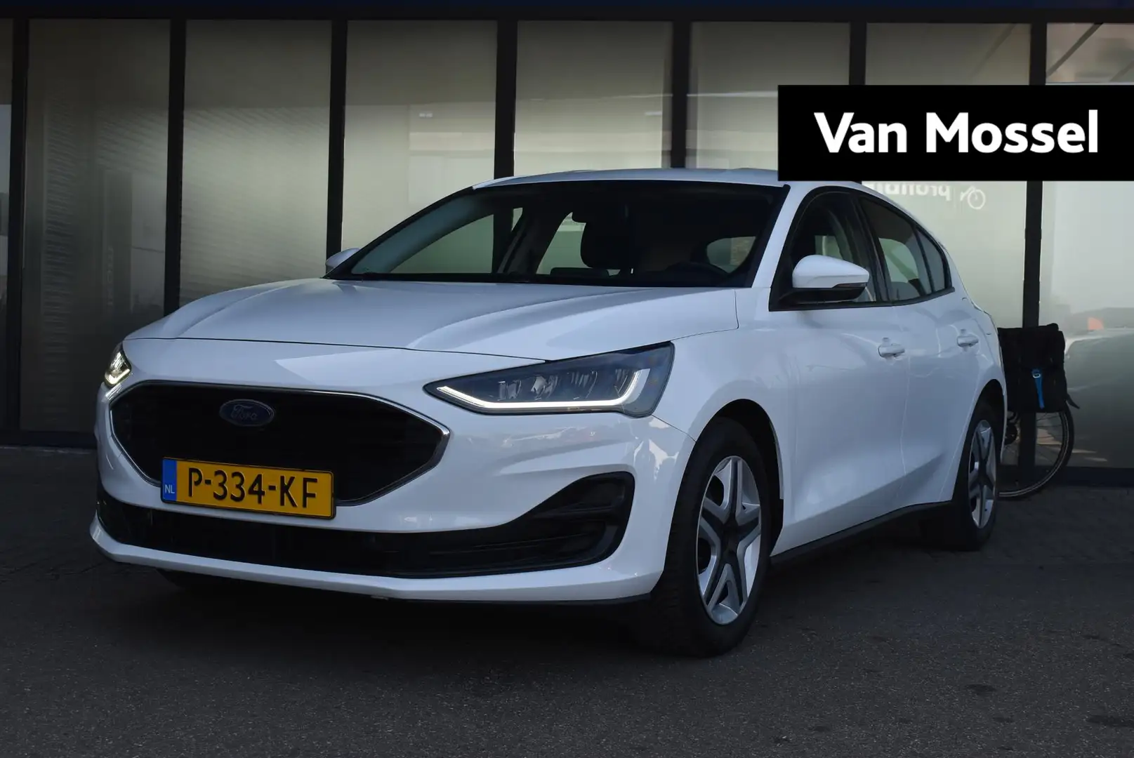 Ford Focus 1.0 EcoBoost Hybrid Connected | LMV | Parkeersenso Wit - 1