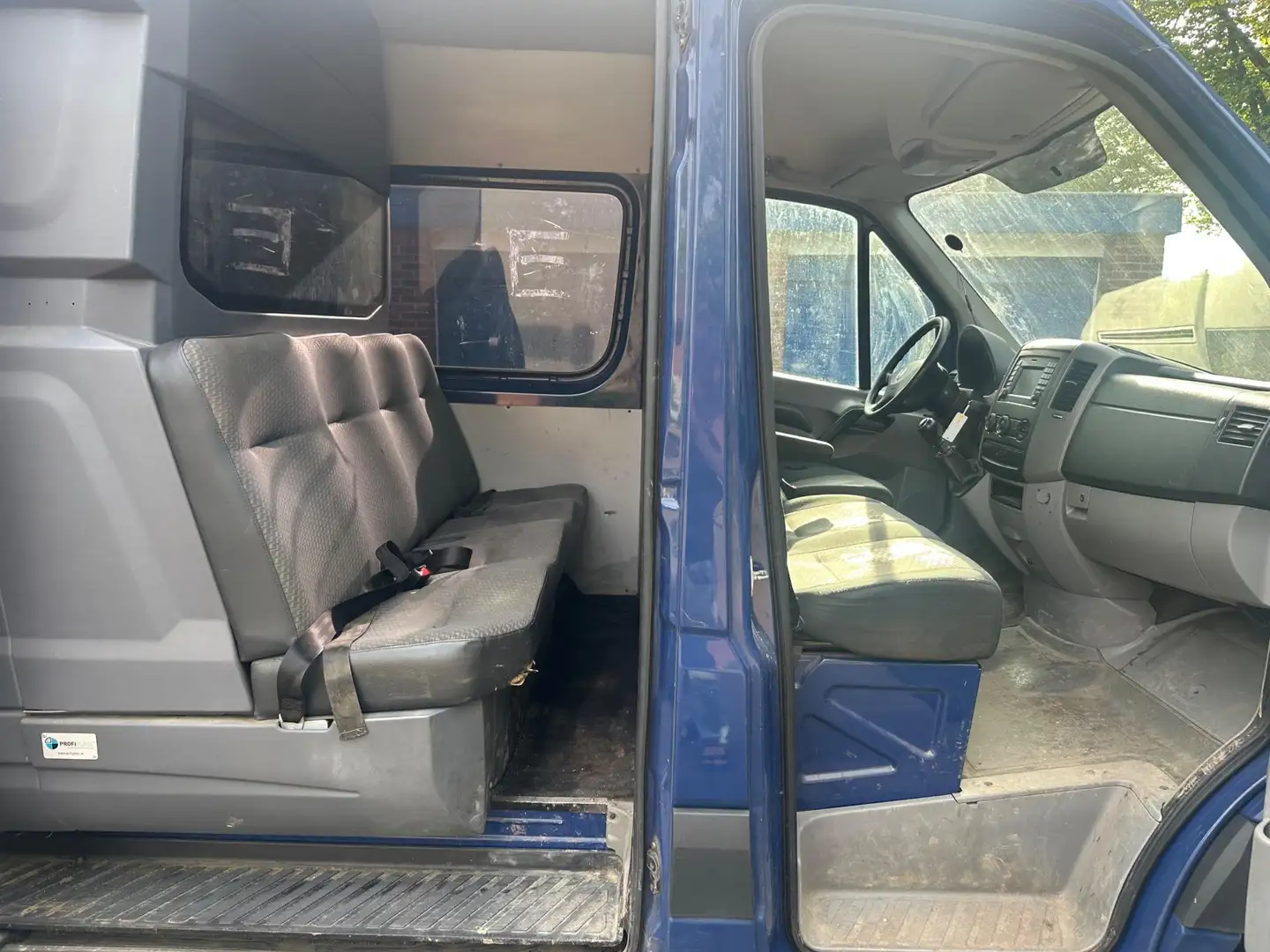 Volkswagen Crafter 28 2.0 TDI L2H2 Dubbel Cabine 6pers Airco Cruise N - 2