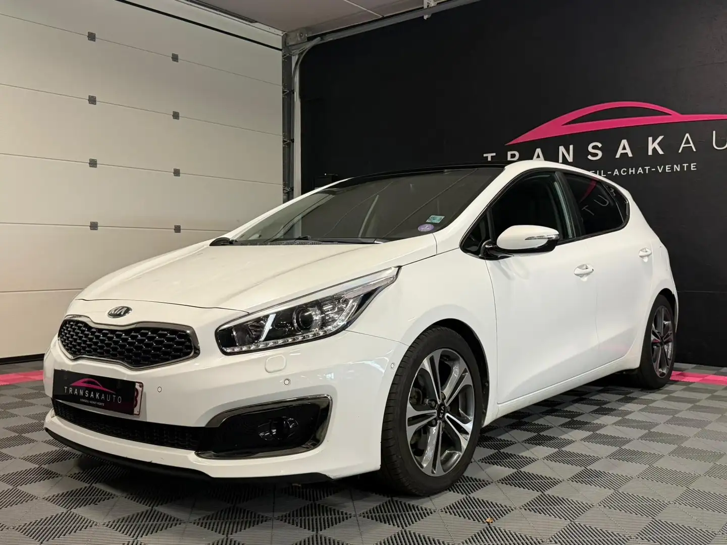 Kia Ceed / cee'd Cee'd 1.6i Sense DCT Wit - 2