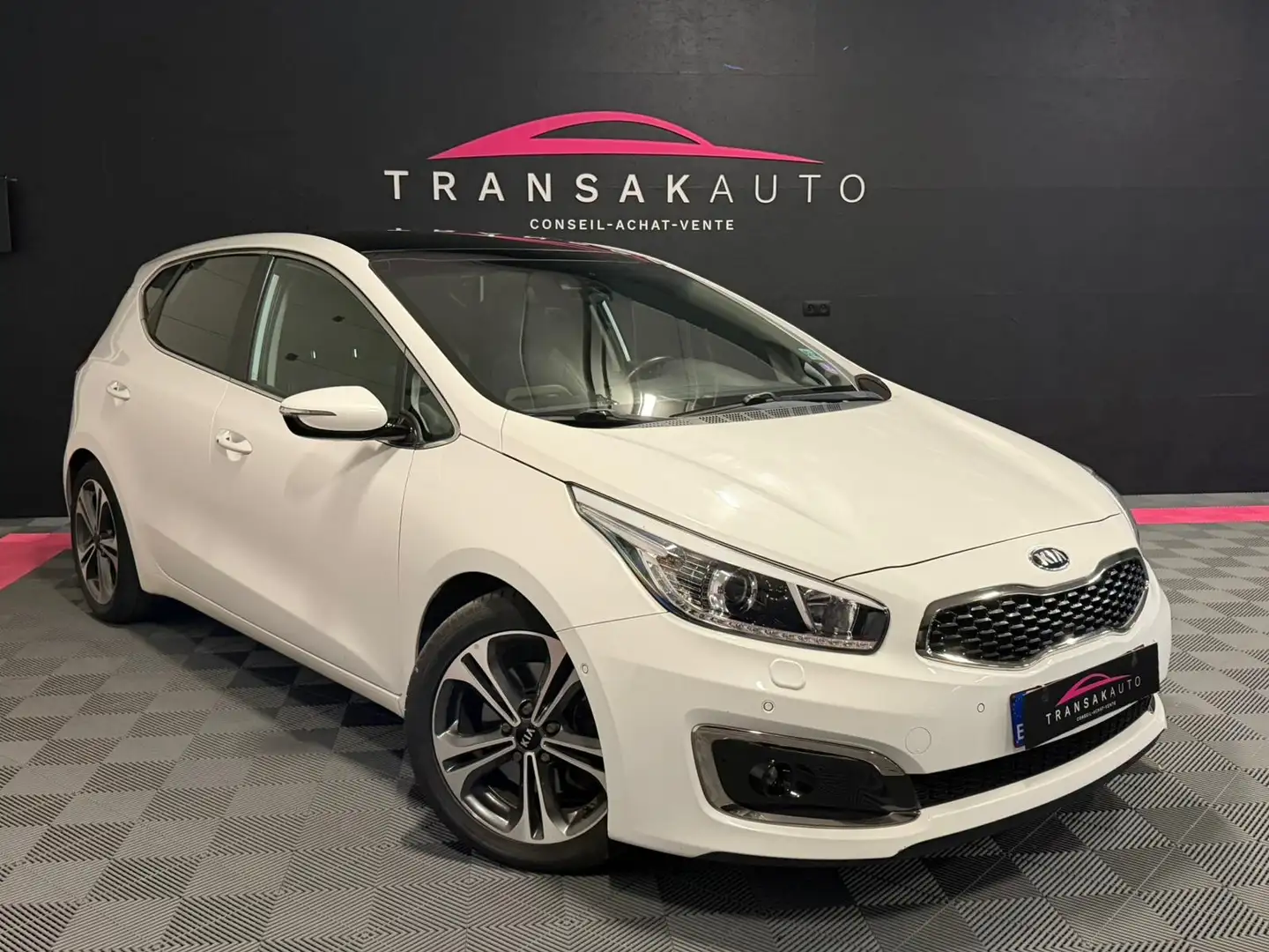 Kia Ceed / cee'd Cee'd 1.6i Sense DCT Wit - 1