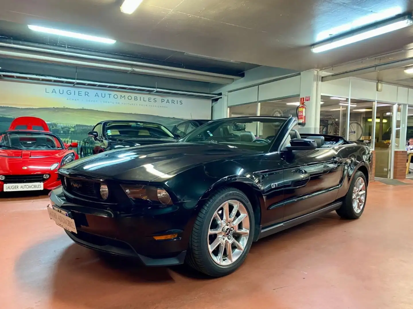 Ford Mustang 4.6 V8 CABRIOLET BOITE MECANIQUE 320 CH Nero - 1