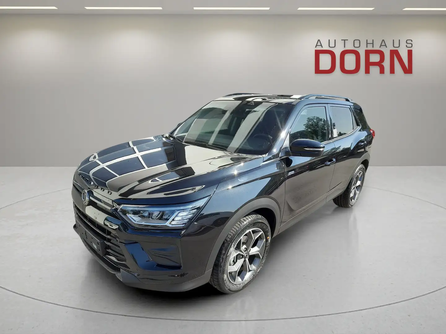SsangYong Korando Platinum 1.5T Automatik 4WD Tempomat Sitzheizung Black - 1