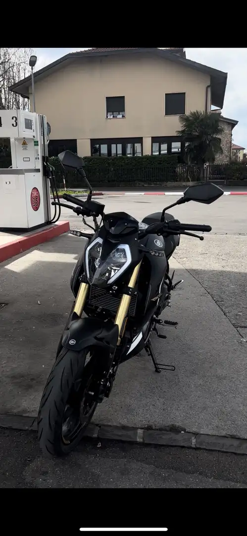 Keeway RKF 125 Negro - 1
