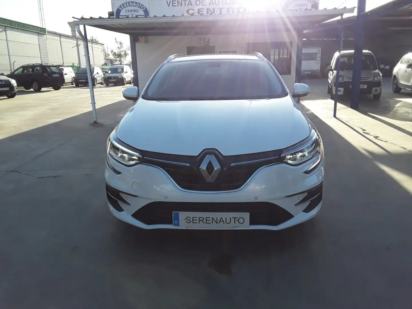 Renault Megane S.T. 1.5dCi Blue Techno EDC 85kW Weiß - 2