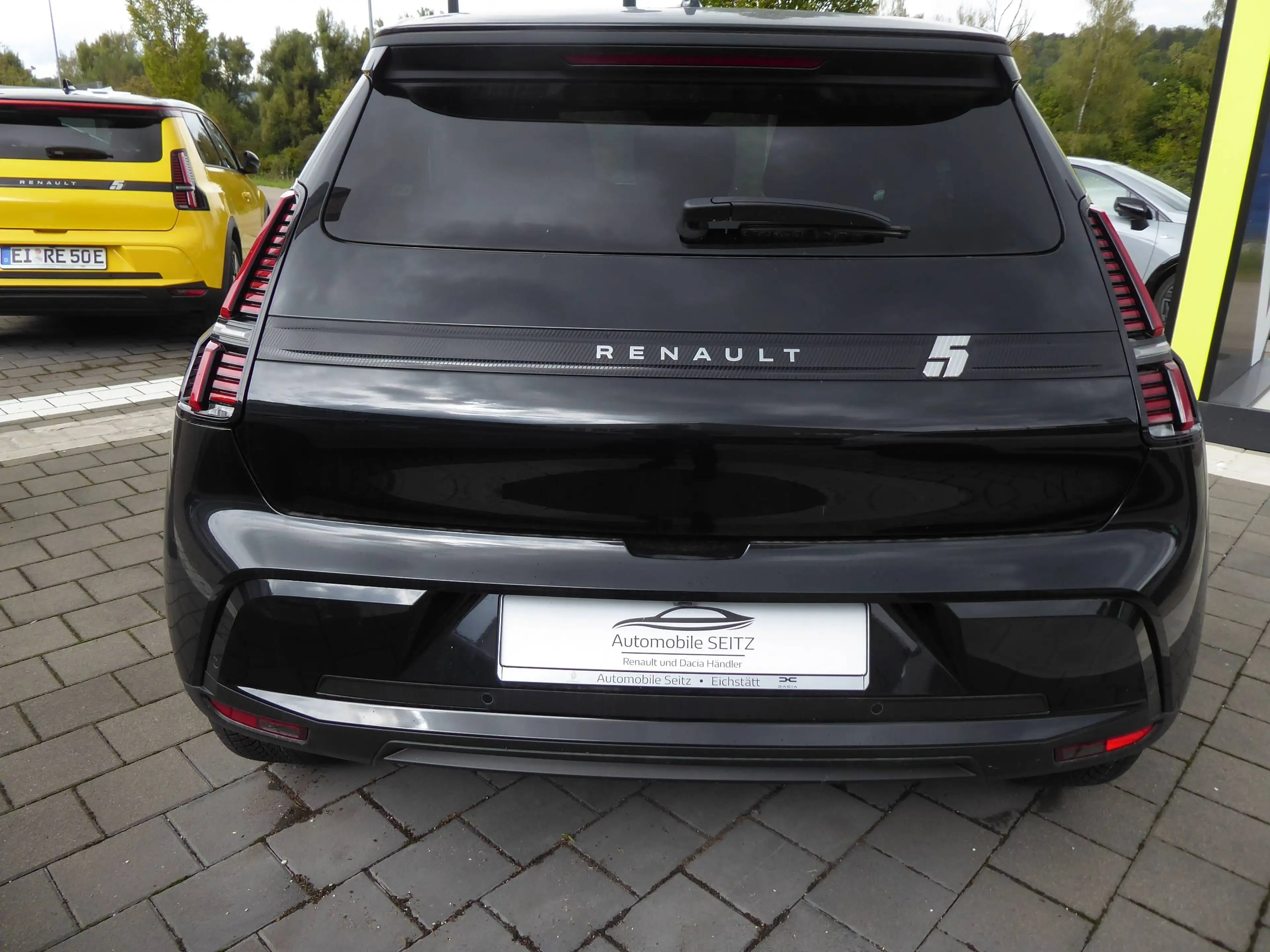 Renault R 5 R 5 E-Tech Techno 150 Comfort Range — photo 4