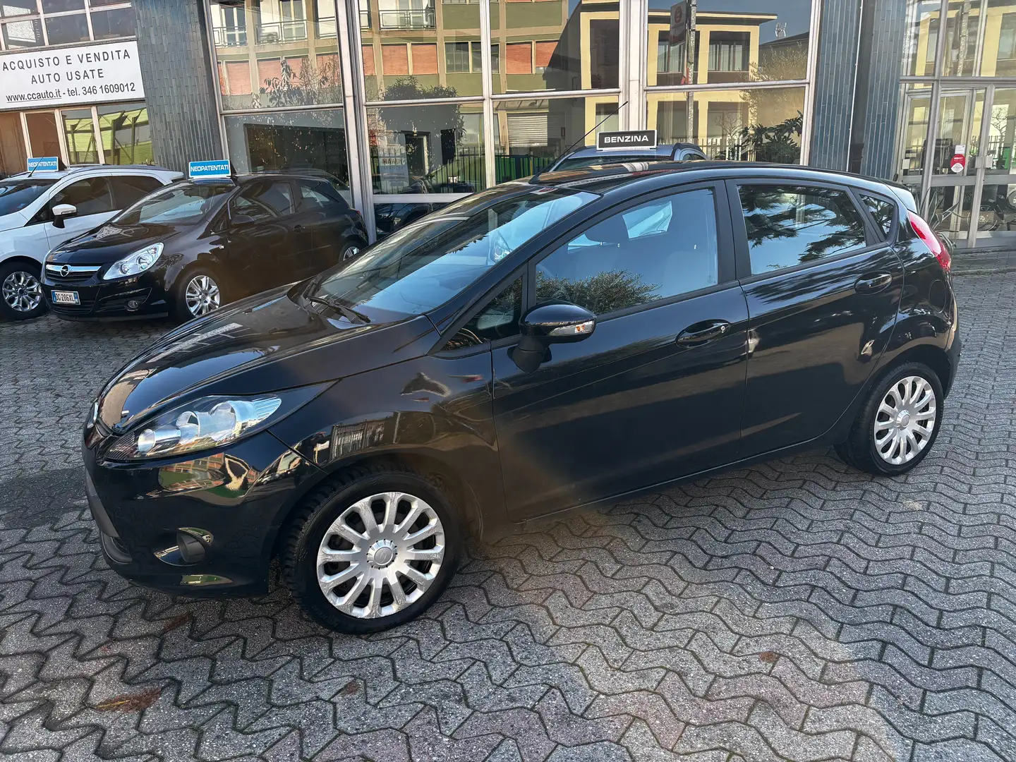 Ford Fiesta 5 PORTE  1.4 16V  97 CV  GPL OK NEOPATENTATI Zwart - 1