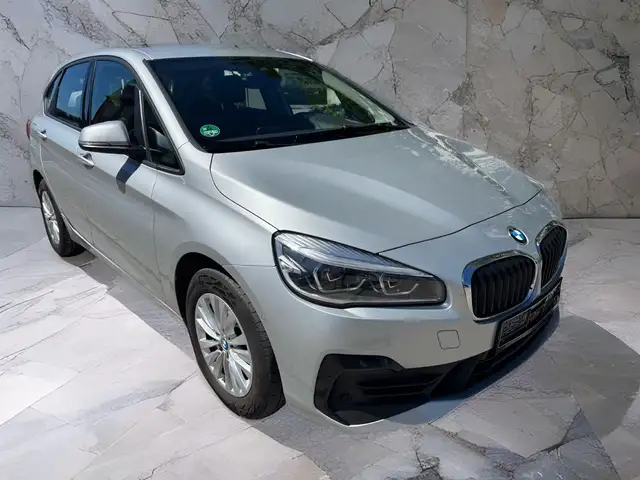 Bmw 218 218d AT/Advant./LED/Drive Ass+/Kam/SZH/