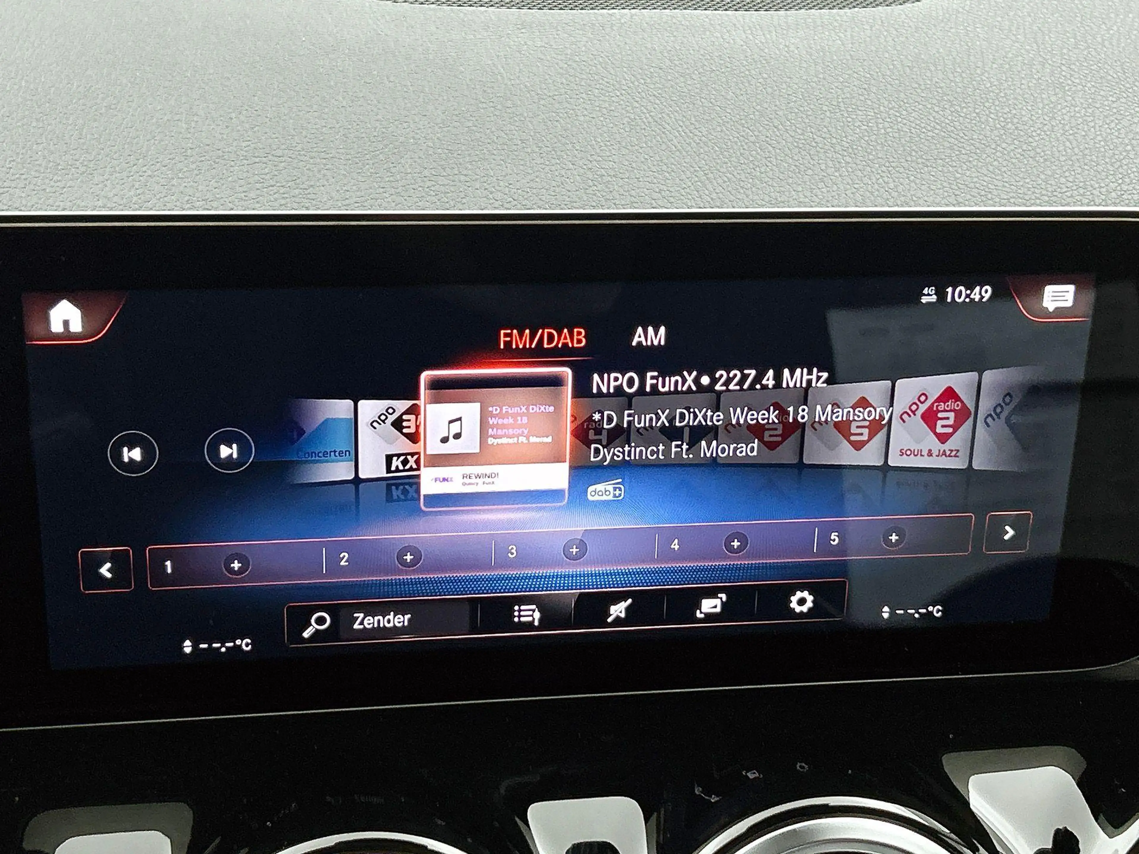 Mercedes-Benz B 250 e Luxury Line | Verwarmde Zetels | Smartphone Inte — photo 14