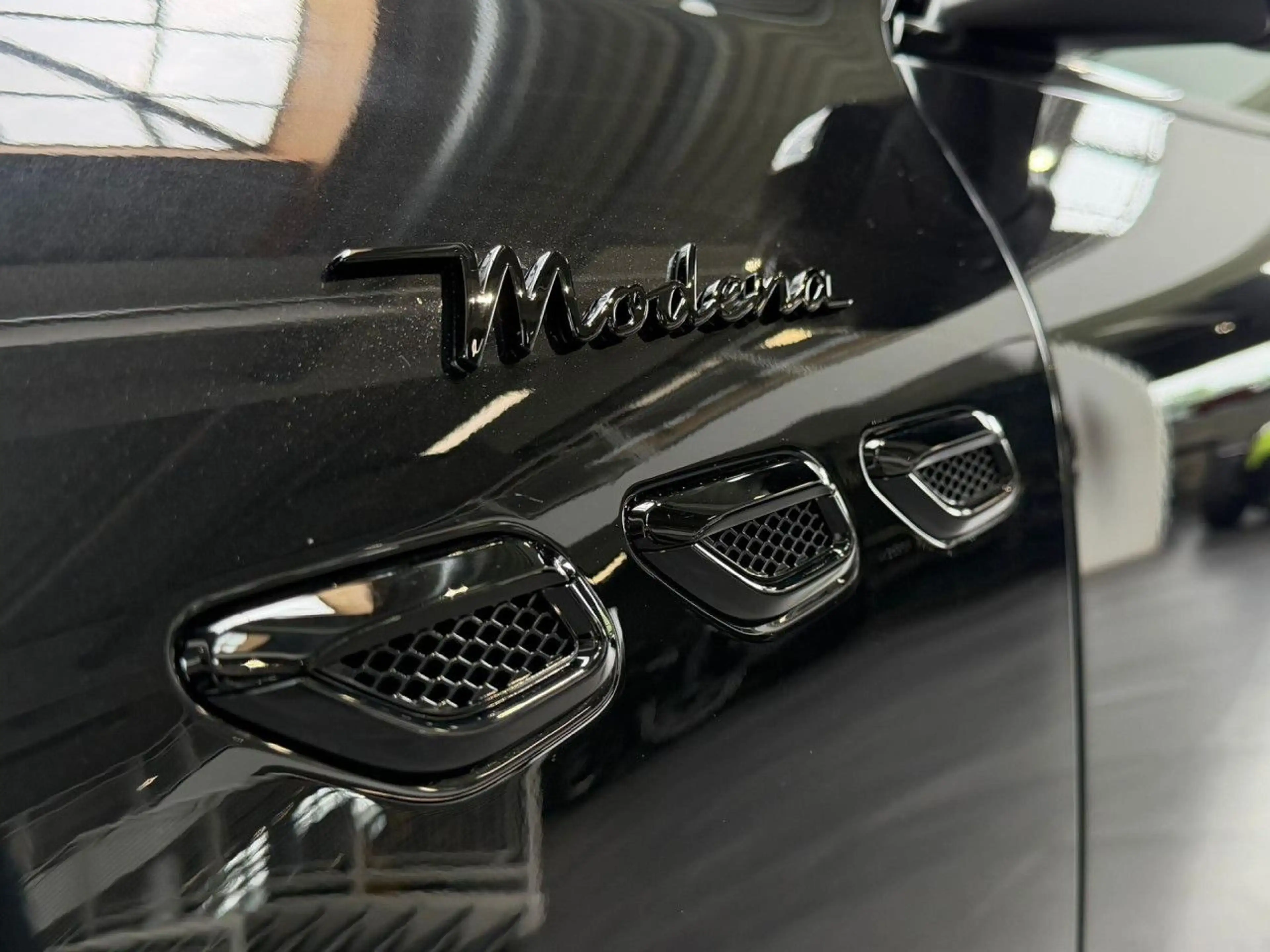 Maserati Grecale Modena Head Up Display Navi LED Vollleder — photo 7