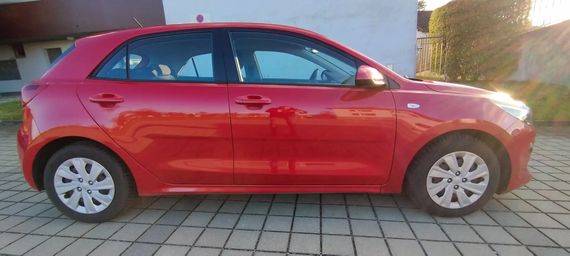 Kia Rio Rio 1,2 CVVT Cool Blockbuster Cool Blockbuster Red - 2
