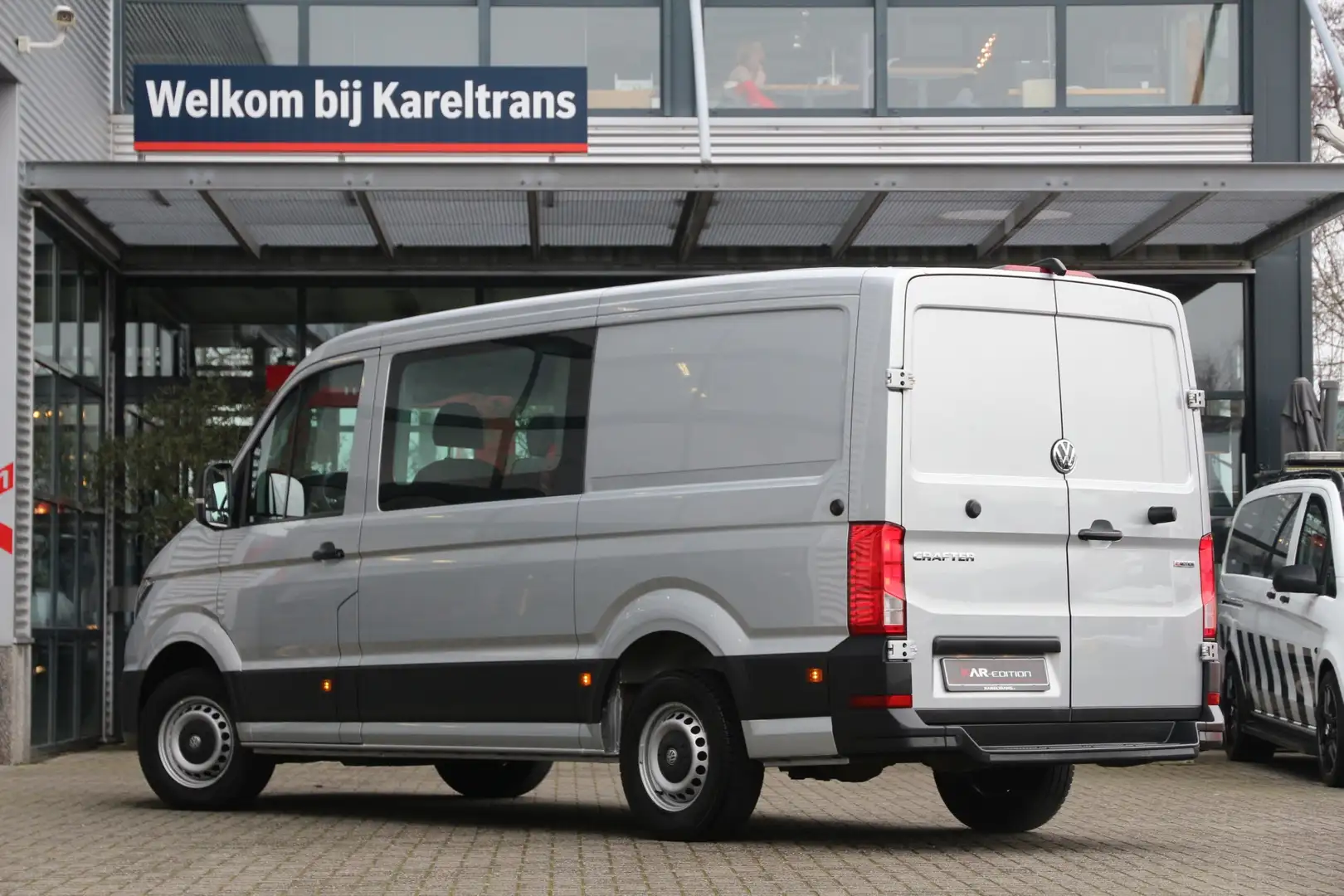 Volkswagen Crafter 35 2.0 TDI 140 | DC | 4Motion | L2H1 | Cruise | Ca Zilver - 2