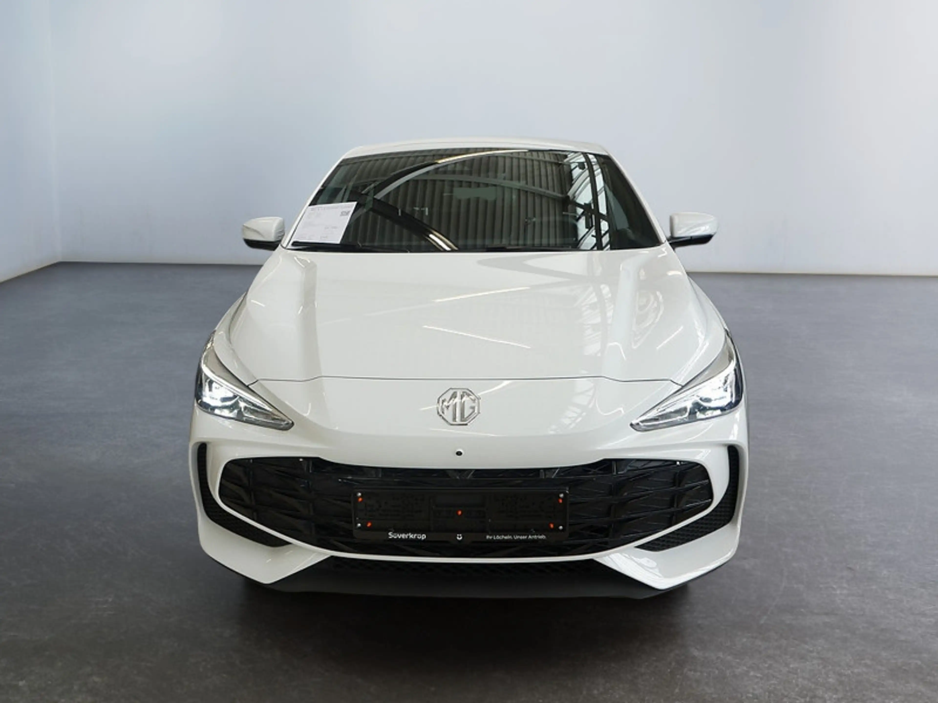 MG MG3 1.5 Hybrid+ Luxury SPUR — photo 2