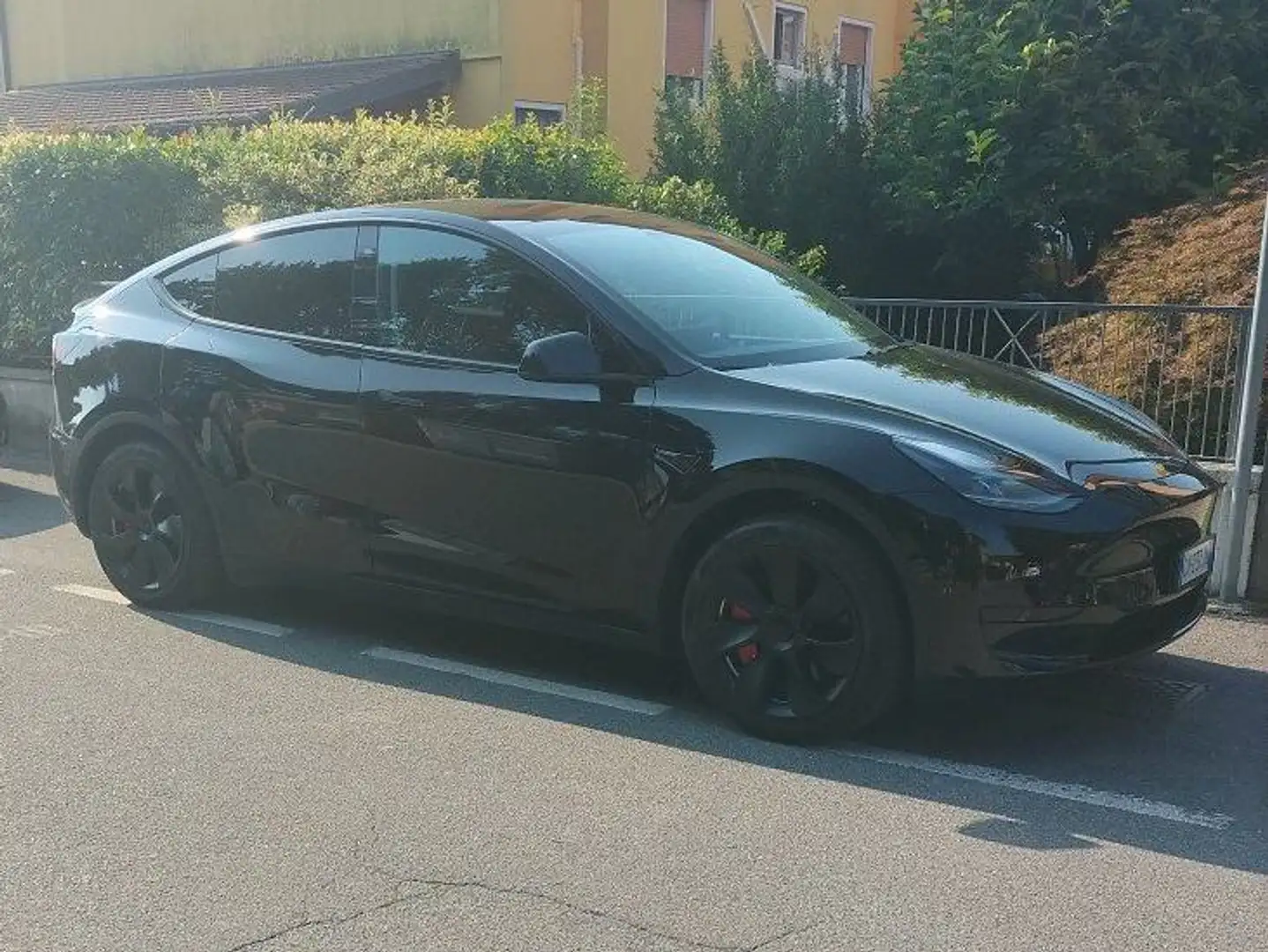 Tesla Model Y rwd Czarny - 1