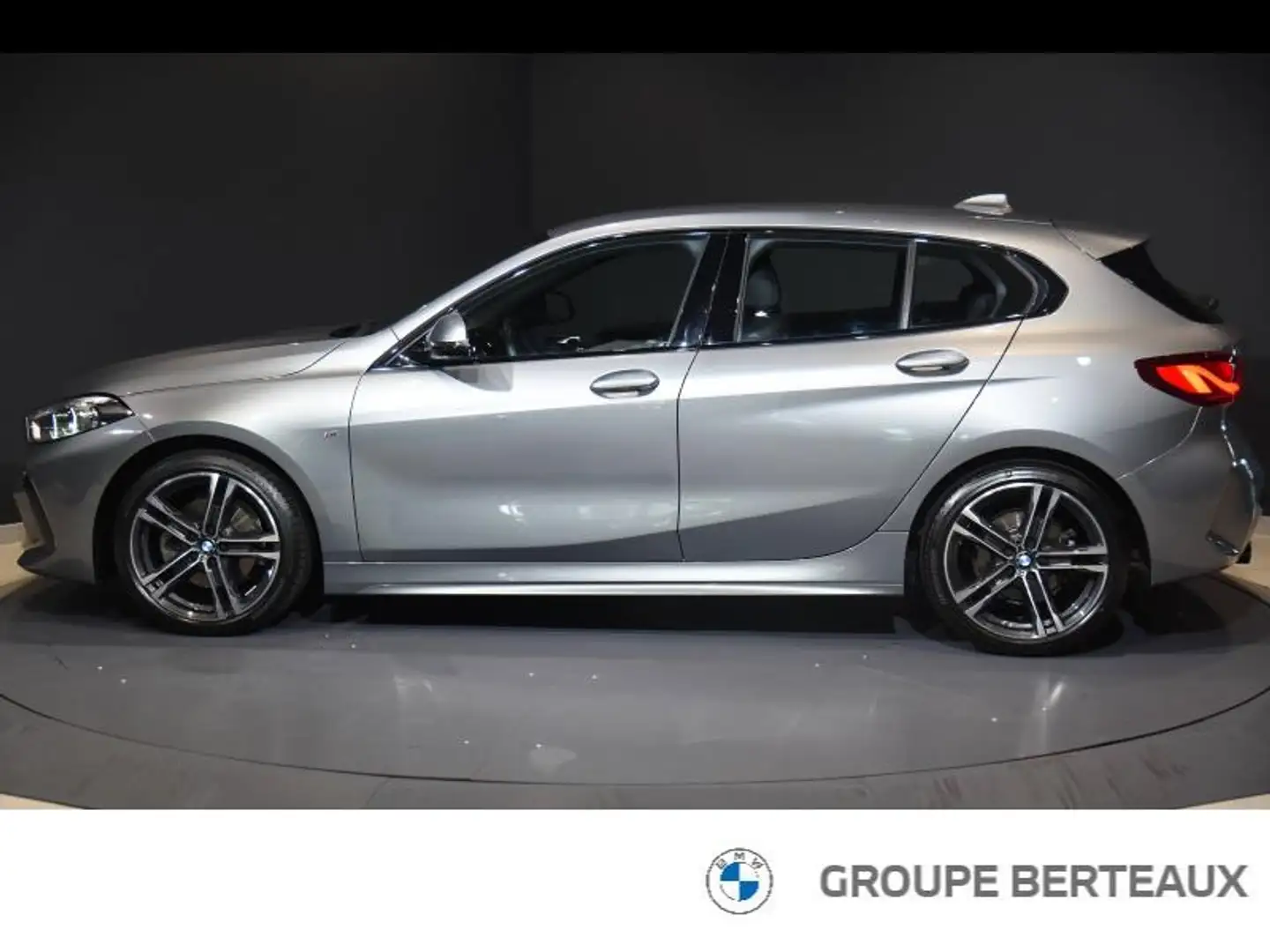 BMW 118 118iA 136ch M Sport DKG7 Gris - 2