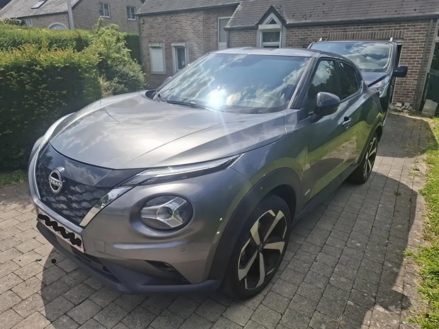 Nissan Juke 1.6HEV 143CV TEKNA AMT | Sound Ride|Garantie 3 ans Zilver - 1