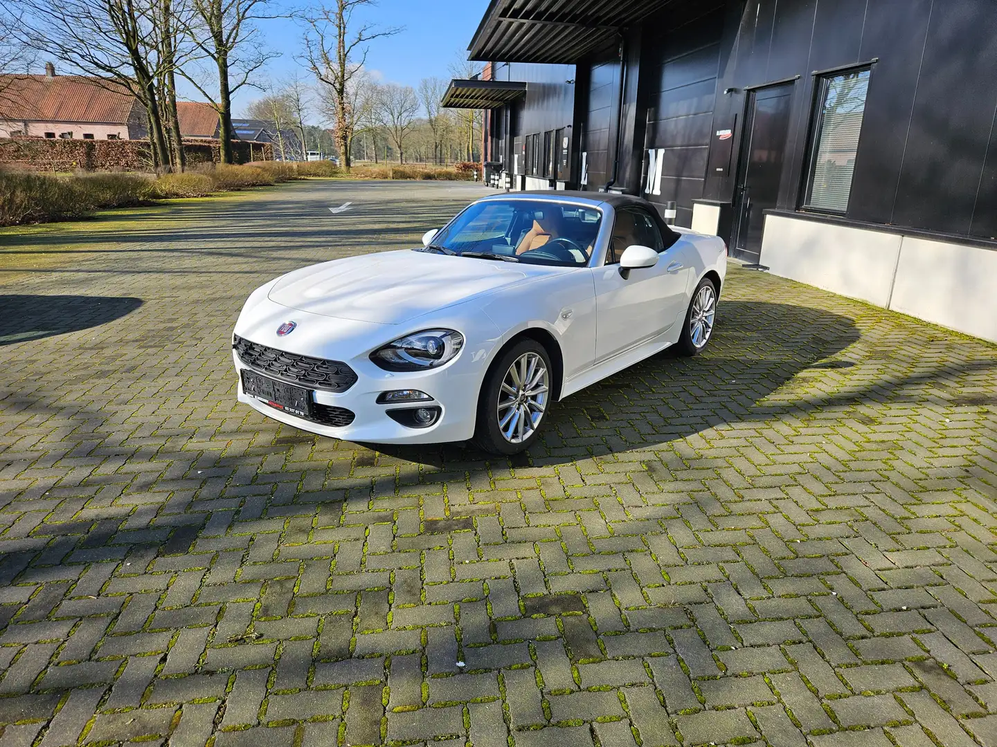 Fiat 124 Spider 1.4 MultiAir Lusso Blanc - 1