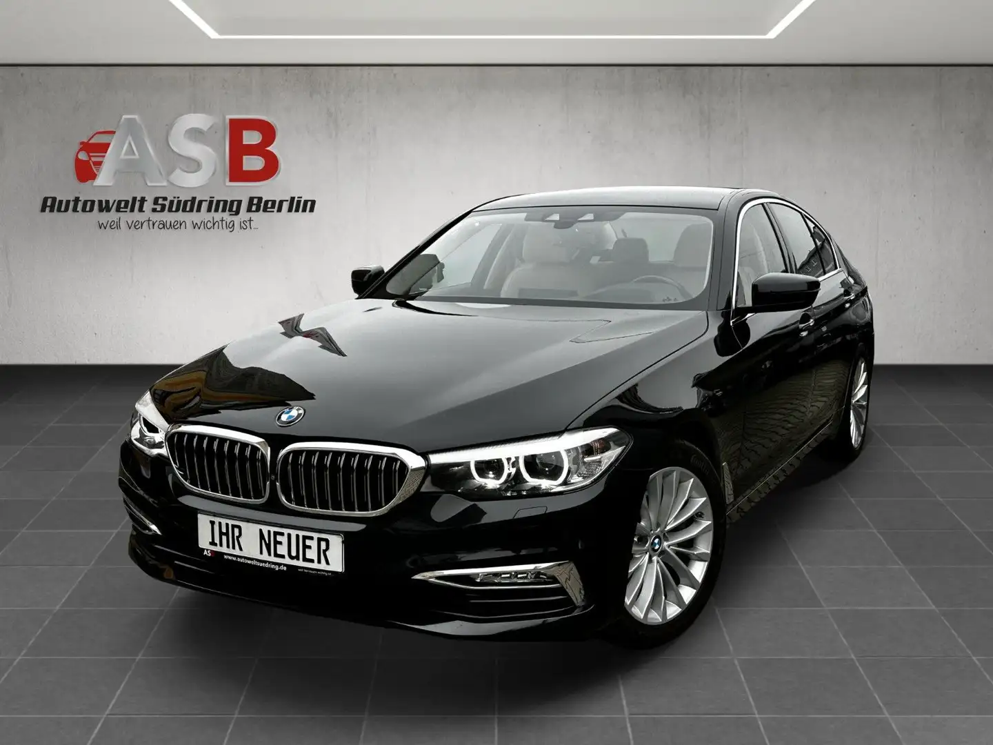 BMW 540 d xDrive Luxury Line Komf.Sitze*Kamera*Stdzg Schwarz - 2