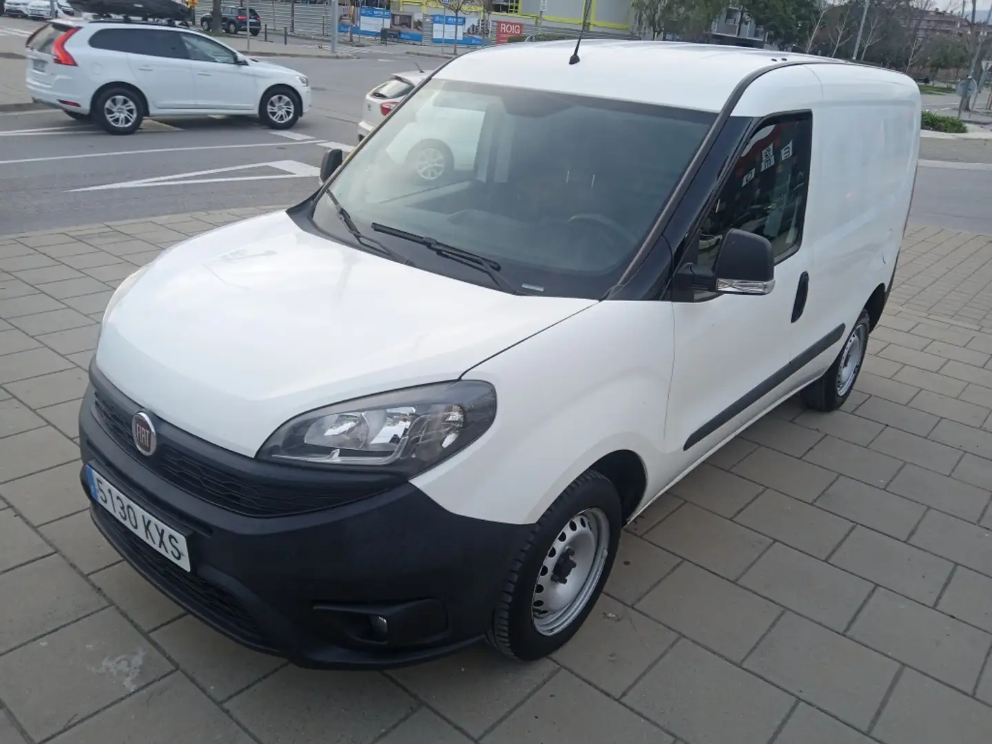 Fiat Dobló Cargo 1.3Mjt Base Plus Maxi 70kW Blanco - 1