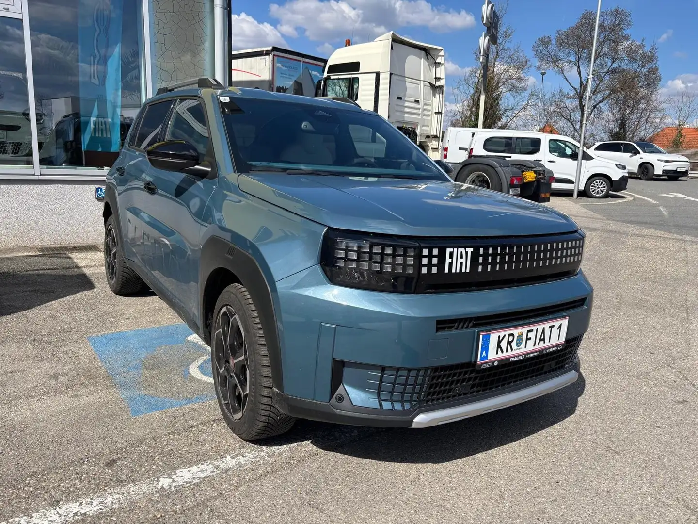 Fiat Grande Panda 1.2 Hybrid 74 kW La Prima Blau - 1