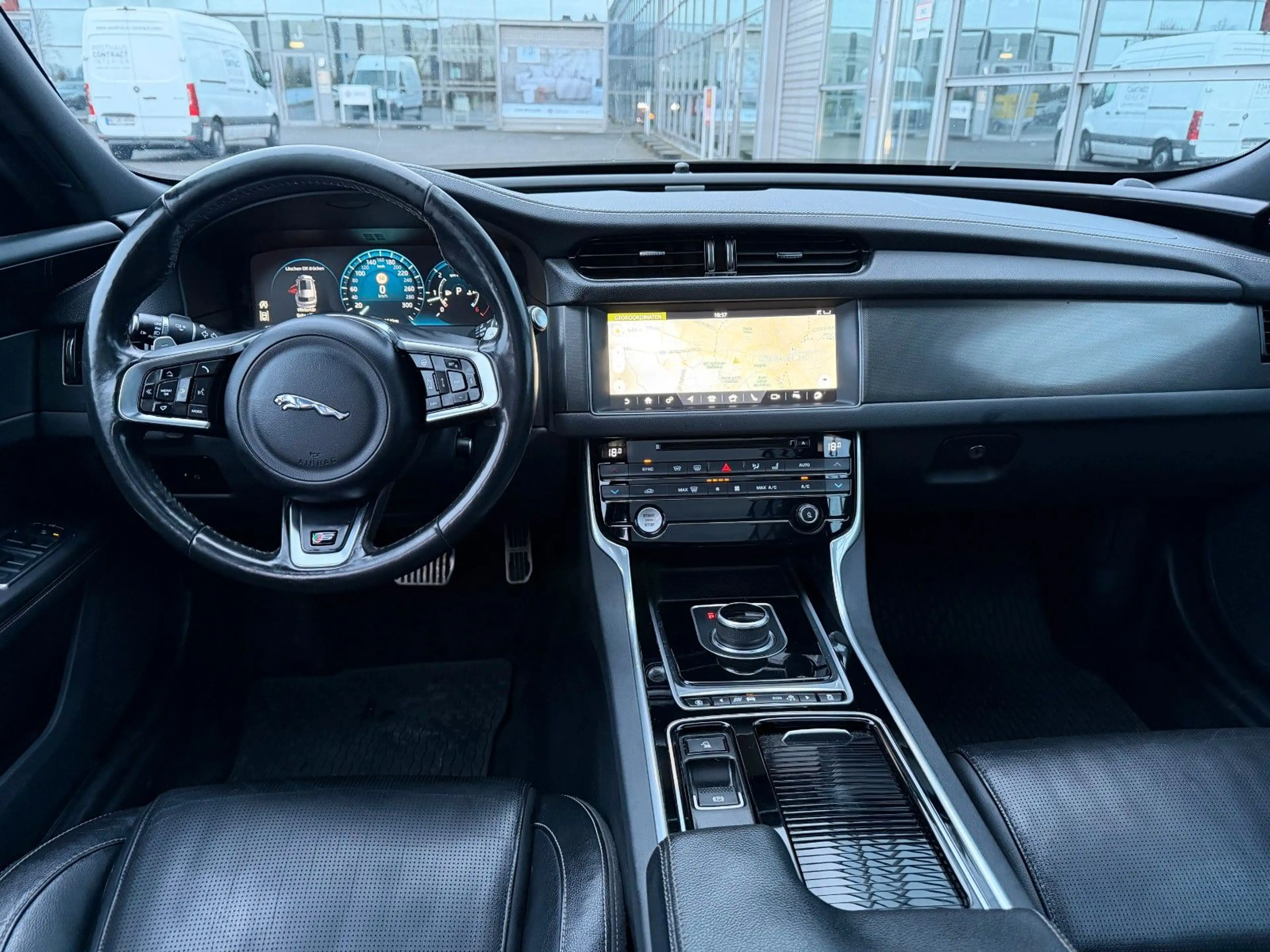 Jaguar XF Sportbrake First Edition 3.0 Leder S E SE — photo 2