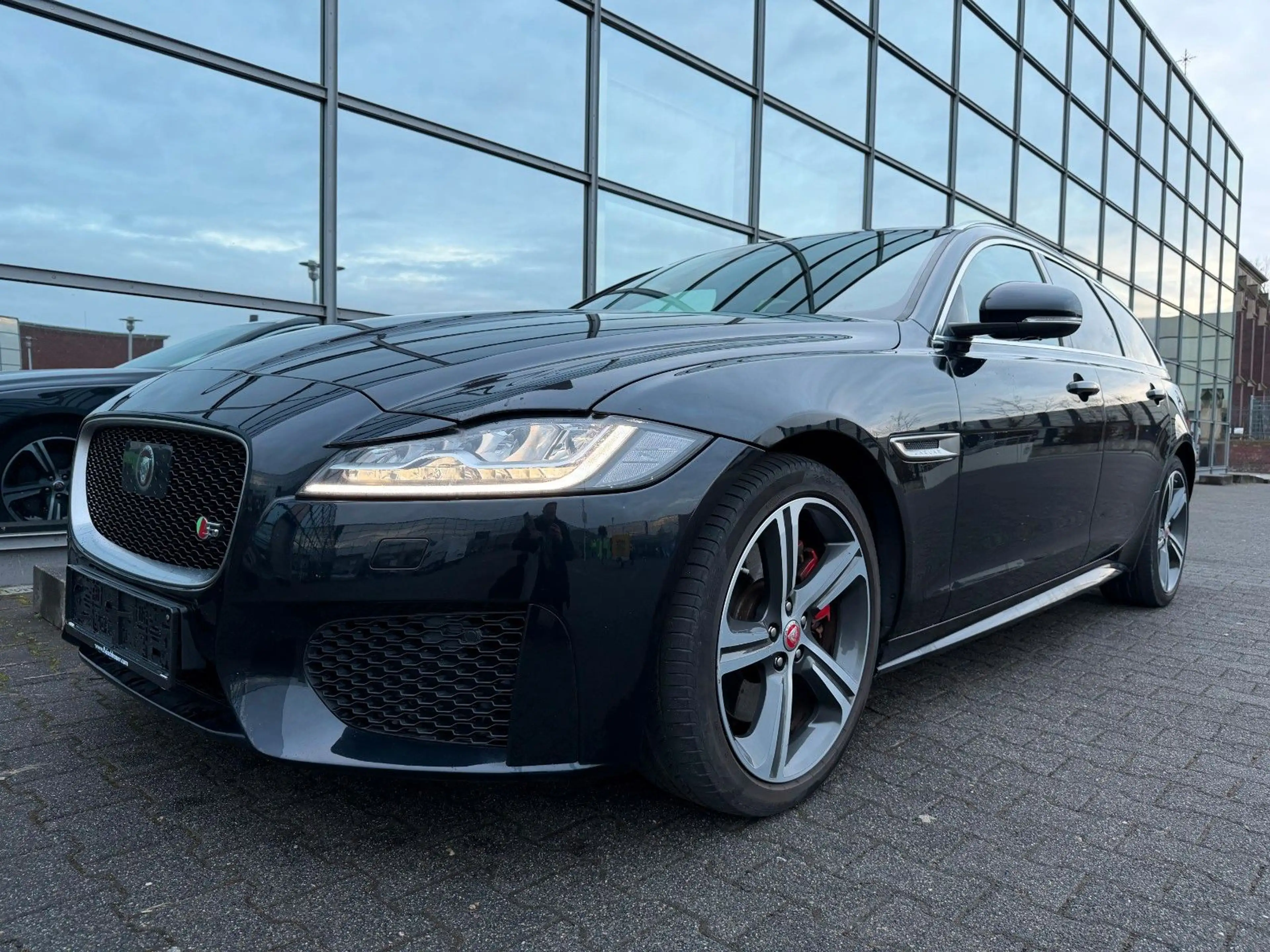 Jaguar XF Sportbrake First Edition 3.0 Leder S E SE — photo 10