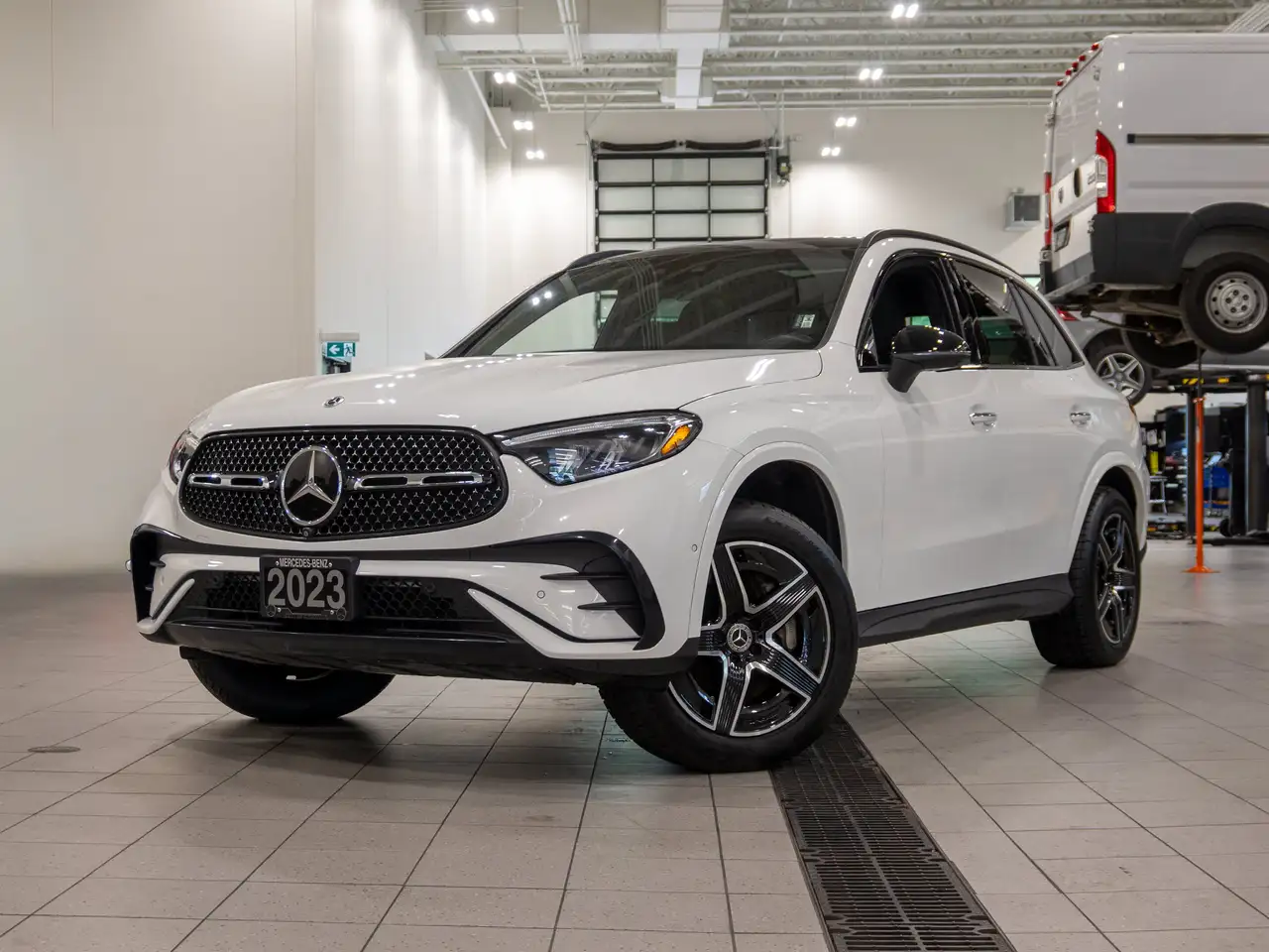 2023 Mercedes-Benz GLC
