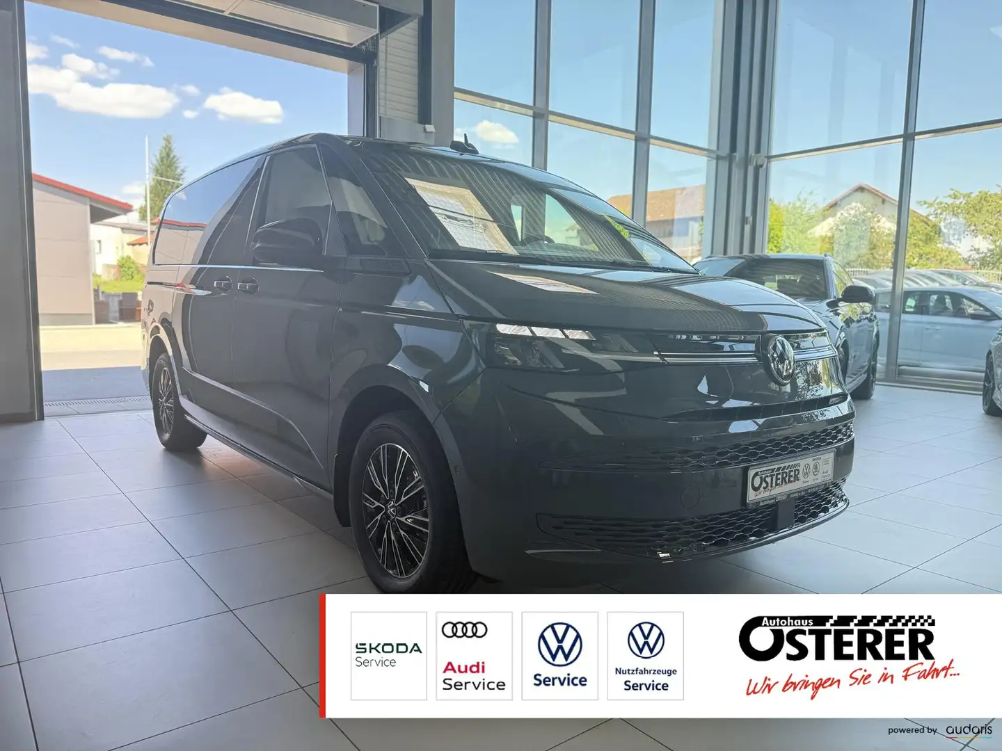 Volkswagen T7 Multivan Life 2.0 TDI Lang-AHK-Assistenzpaket Basic-7 Sitze Gris - 1