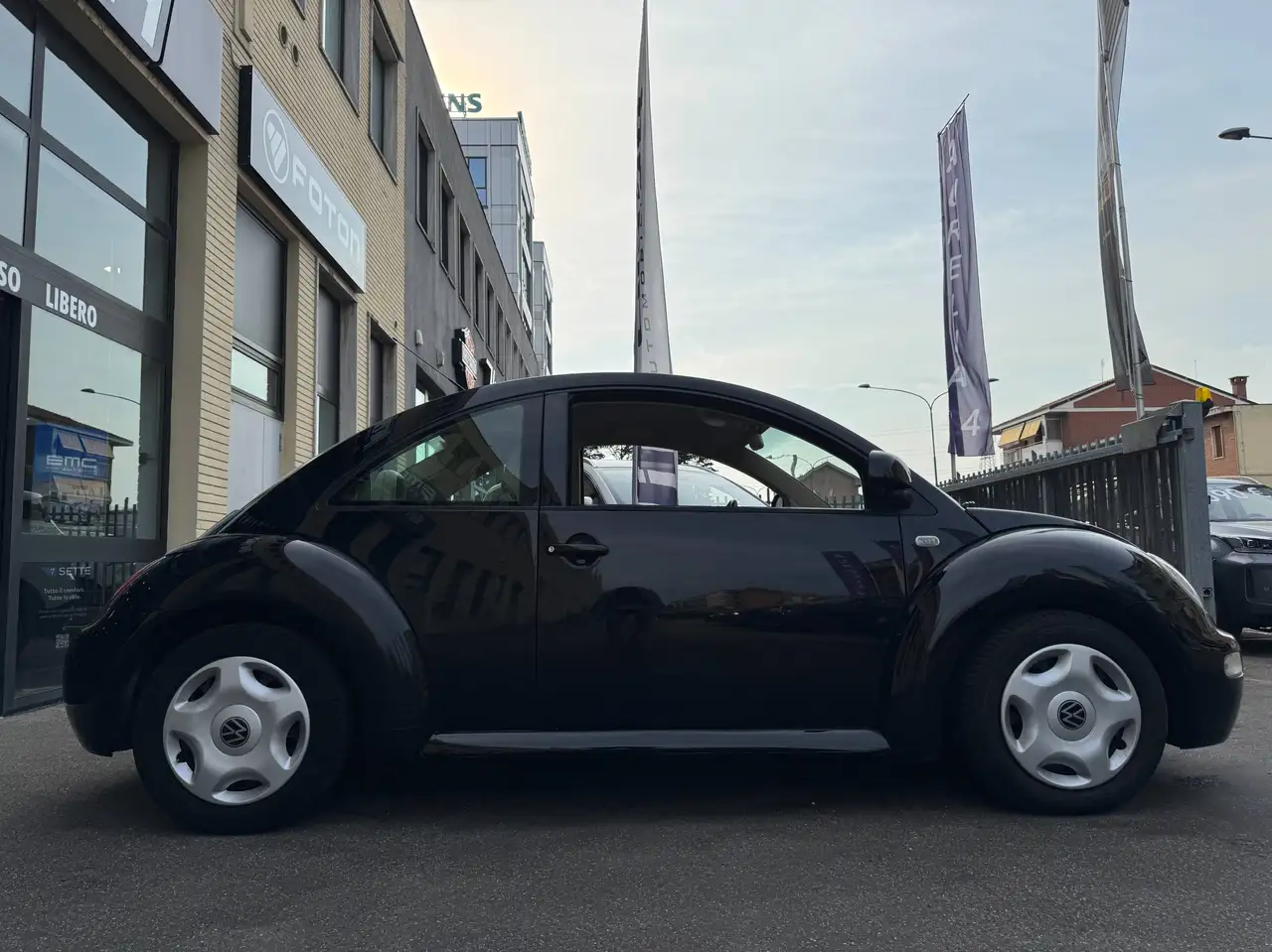 Volkswagen New Beetle 2.0 115 cv, foto 5