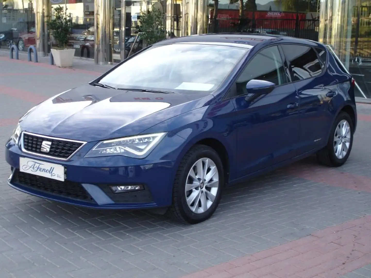 SEAT Leon 1.6TDI CR S&S Style 115 Azul - 2