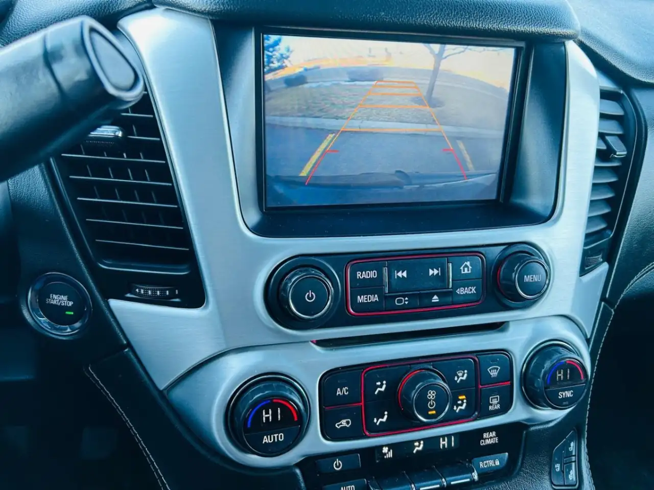 GMC Yukon photo GMC Yukon