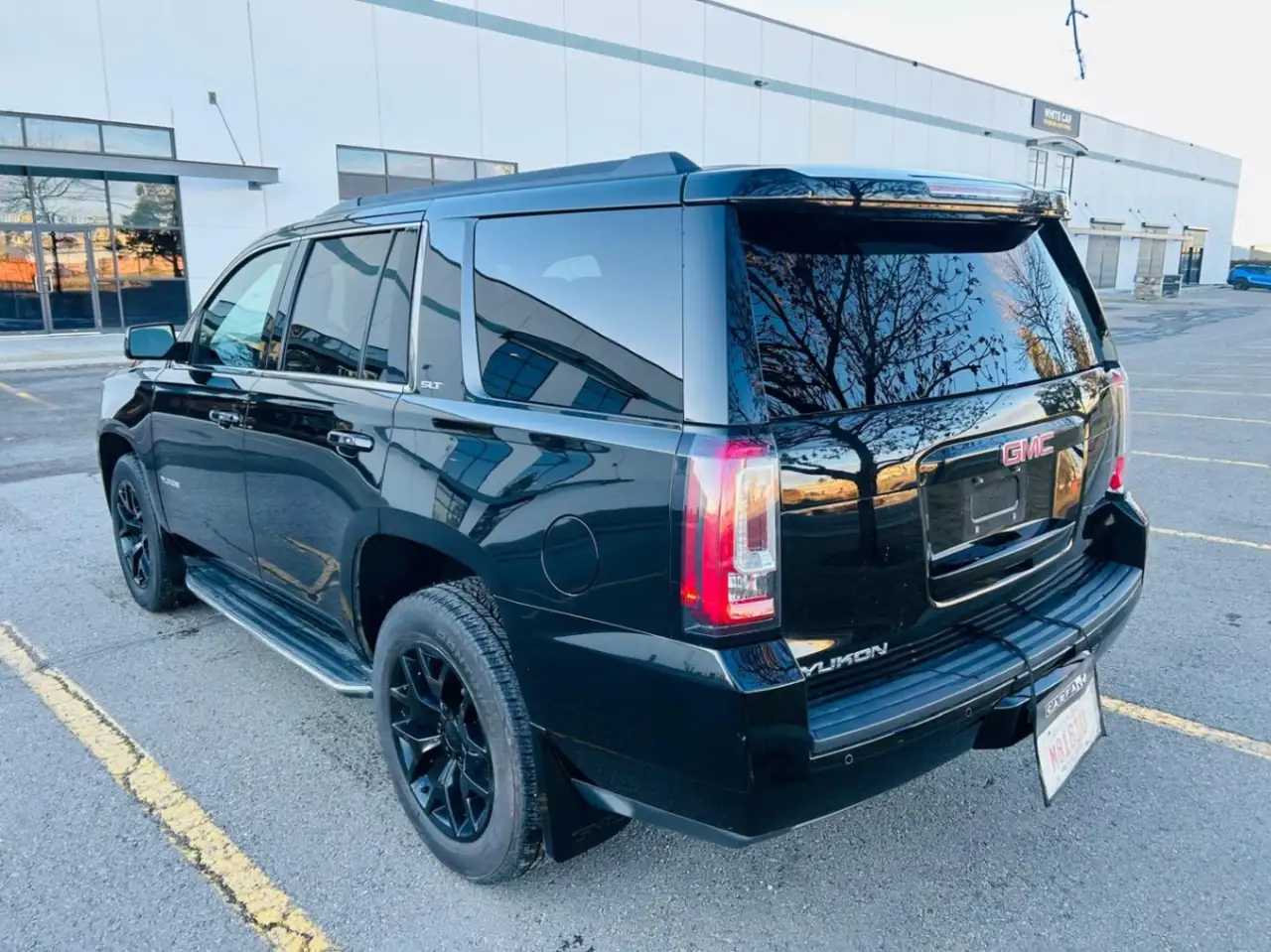 GMC Yukon photo GMC Yukon