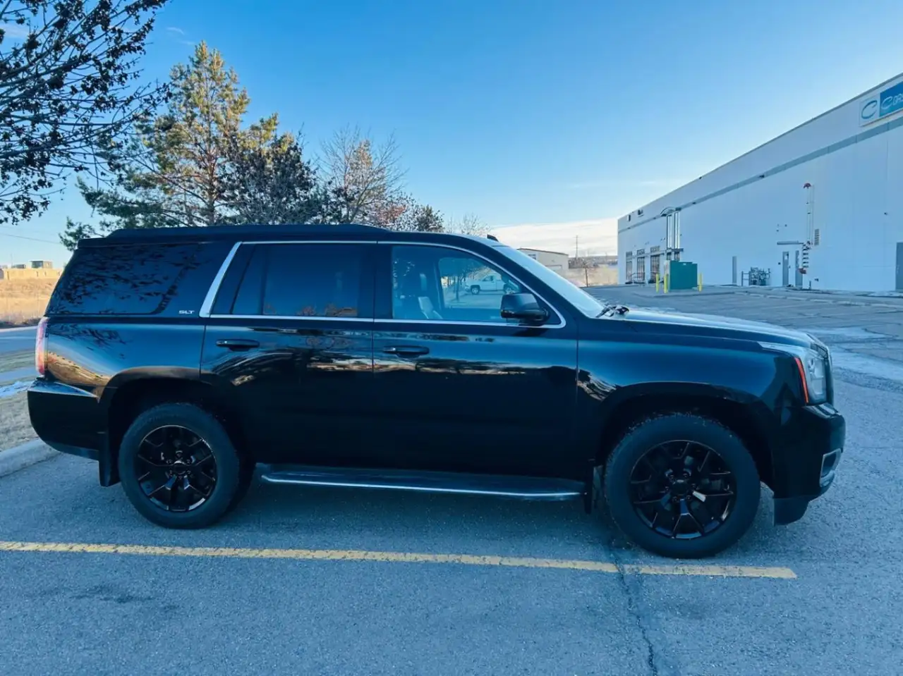 GMC Yukon photo GMC Yukon
