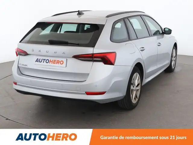 Skoda Octavia view 6