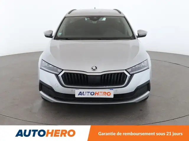 Skoda Octavia view 9