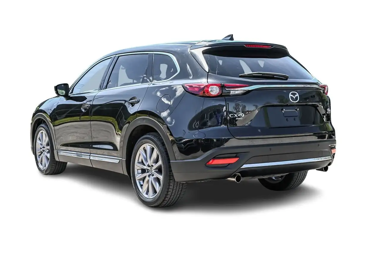 Mazda CX-9 снимка Mazda CX-9