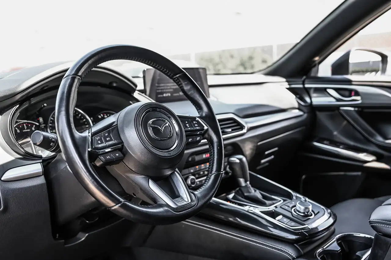 Mazda CX-9 снимка Mazda CX-9