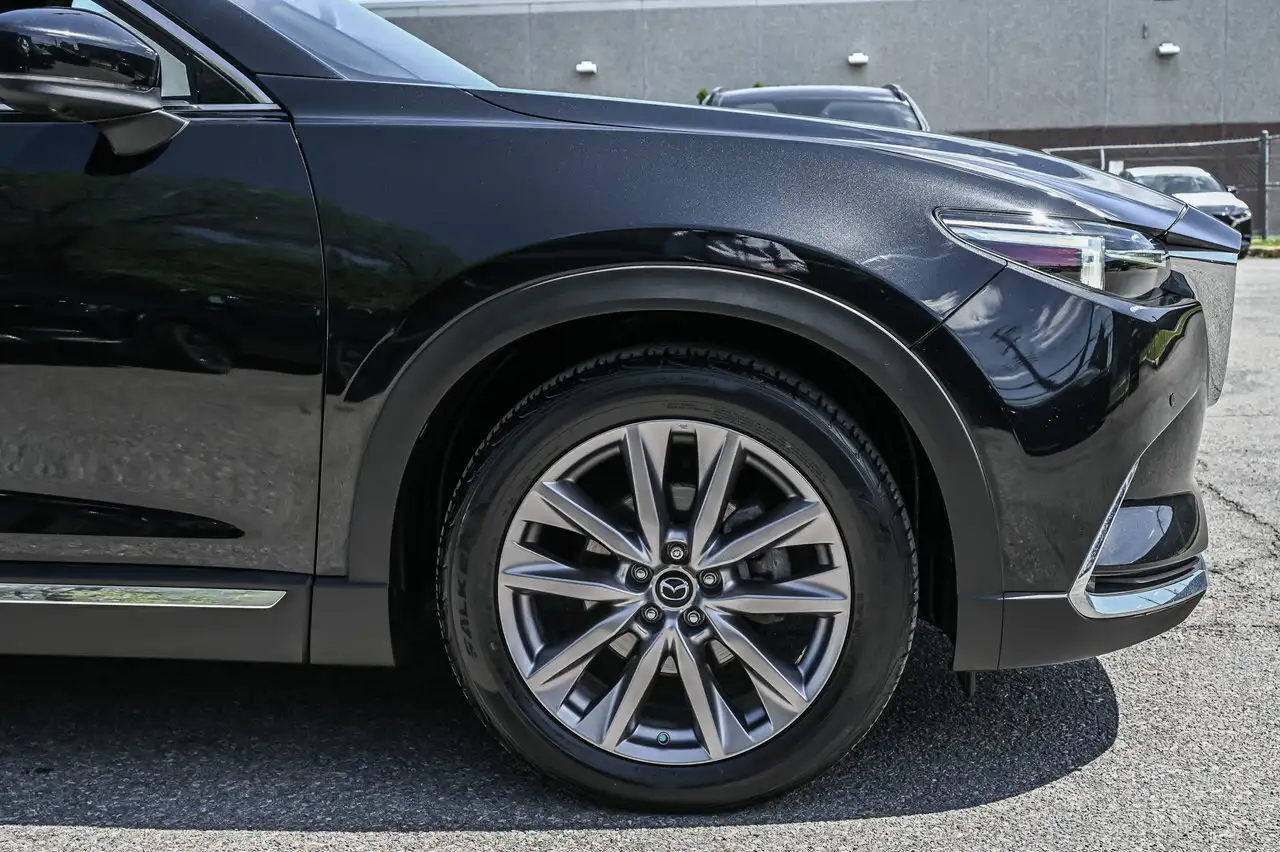Mazda CX-9 снимка Mazda CX-9