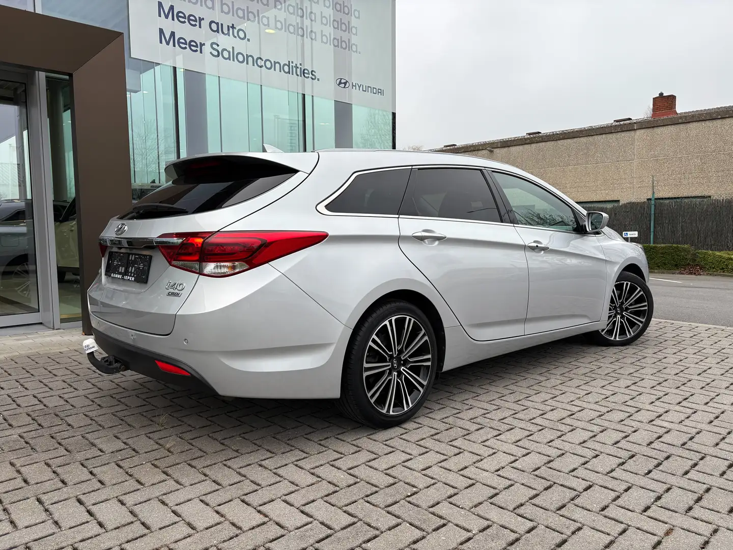 Hyundai i40 Wagon 1.7 CRDi Executive Argent - 2