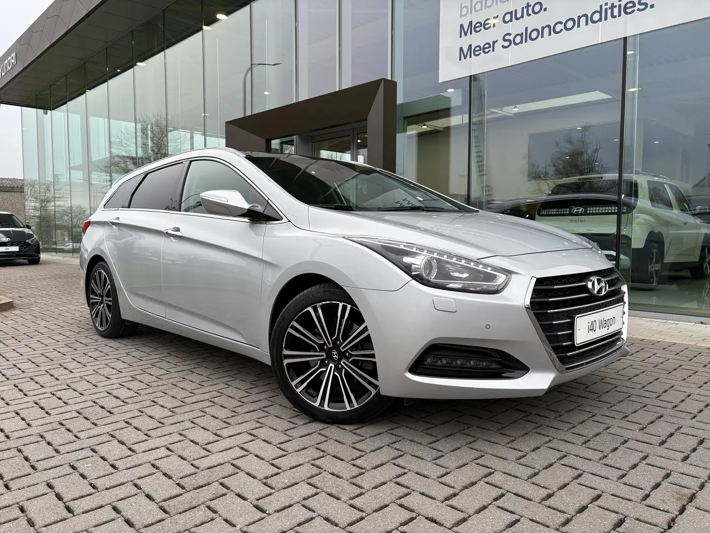 Hyundai i40 Wagon 1.7 CRDi Executive Argent - 1