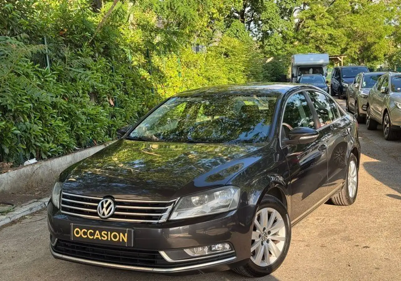 Volkswagen Passat B7 2.0 TDI 140CV Bluemotion AnnÃ©e 2011