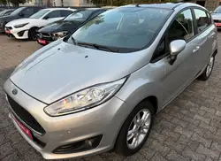 Ford Fiesta 1.3 Klima/Navi/Einparkhilfe/Sitzheizung