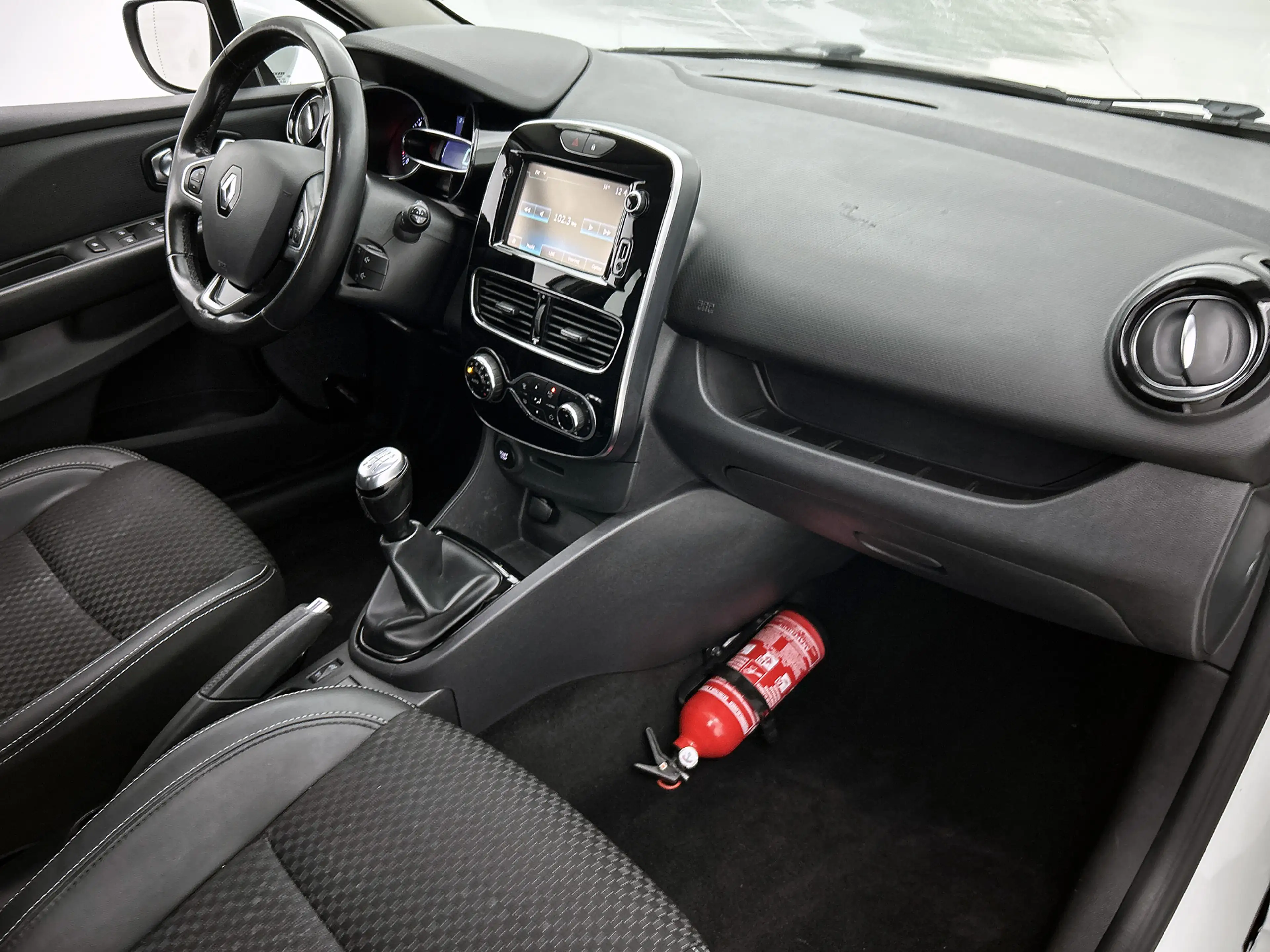 Renault Clio 0.9 TCe Intens Navi, DAB — photo 5