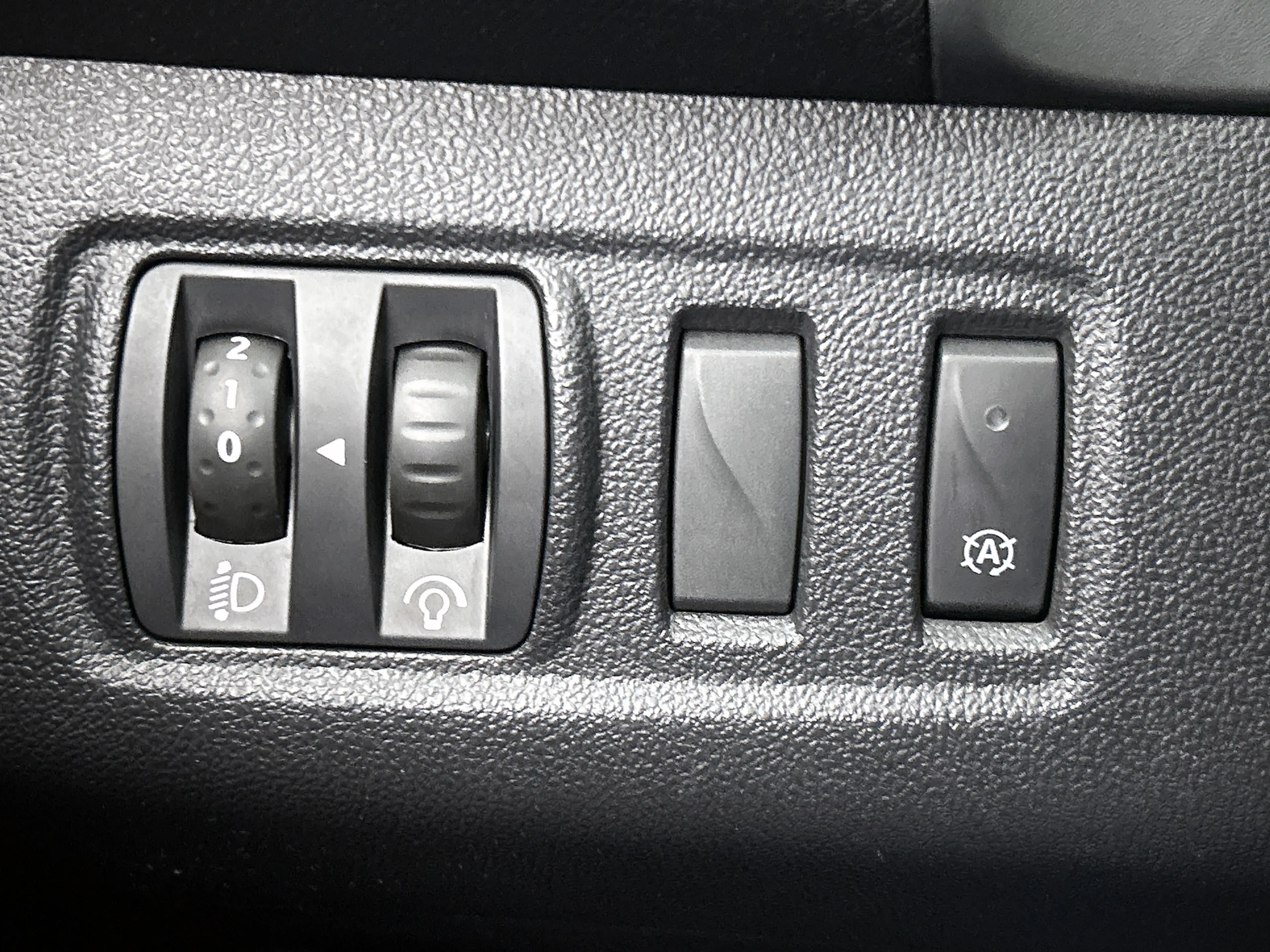 Renault Clio 0.9 TCe Intens Navi, DAB — photo 21