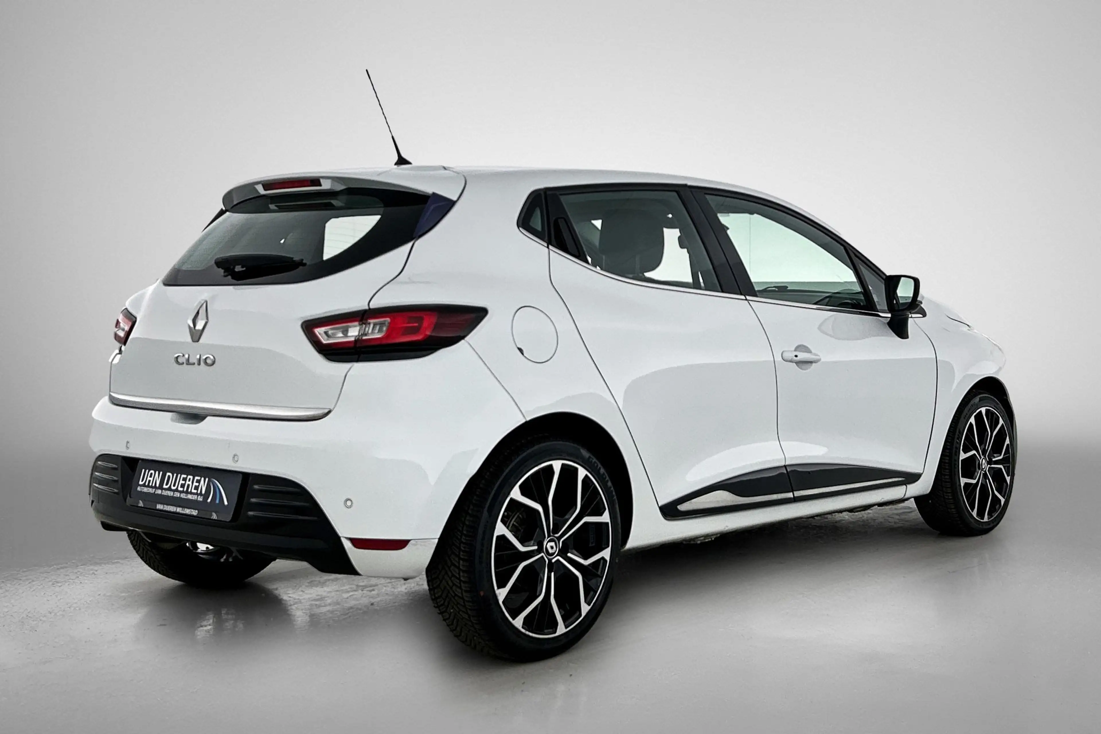 Renault Clio 0.9 TCe Intens Navi, DAB — photo 4