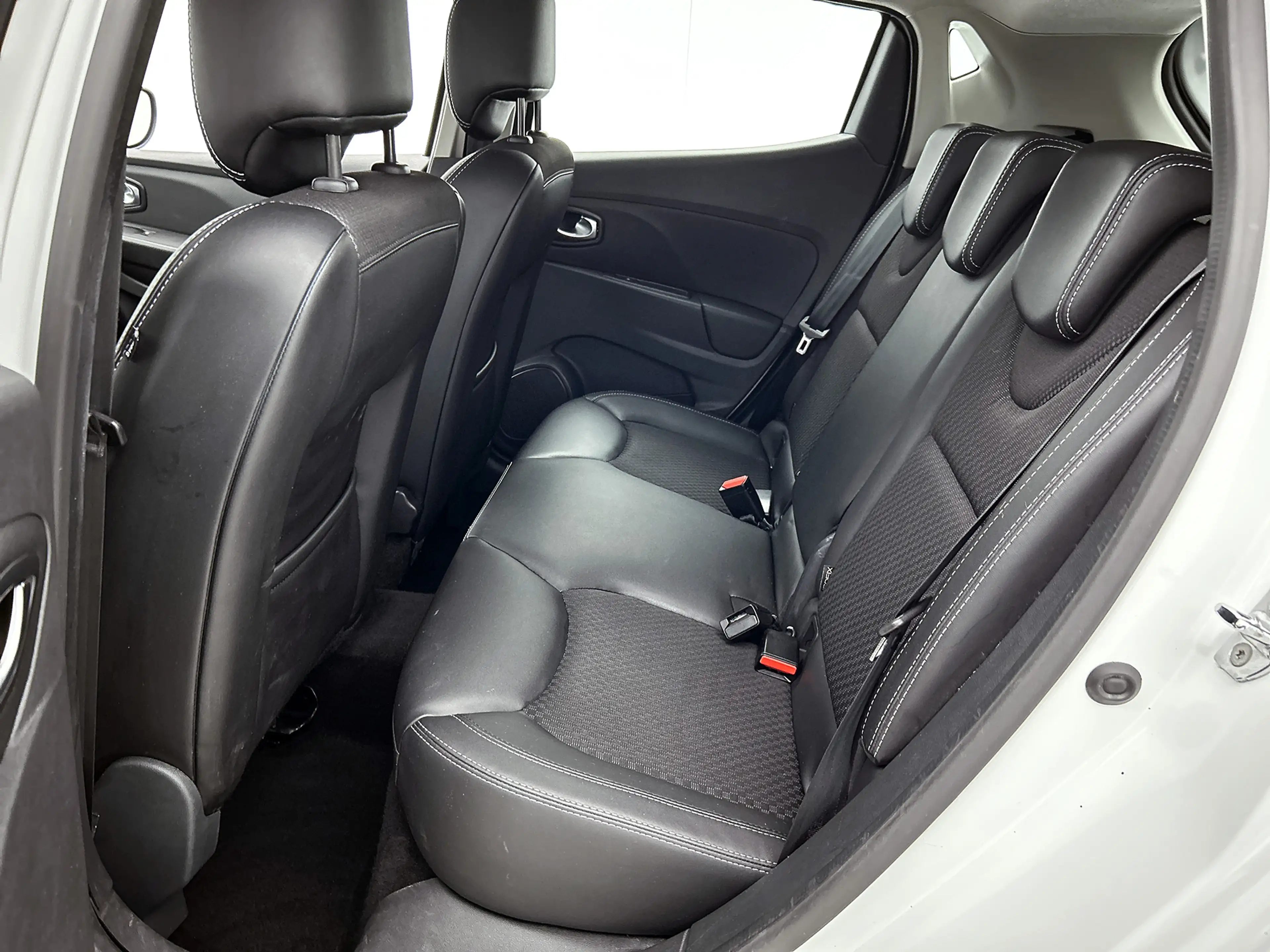 Renault Clio 0.9 TCe Intens Navi, DAB — photo 26