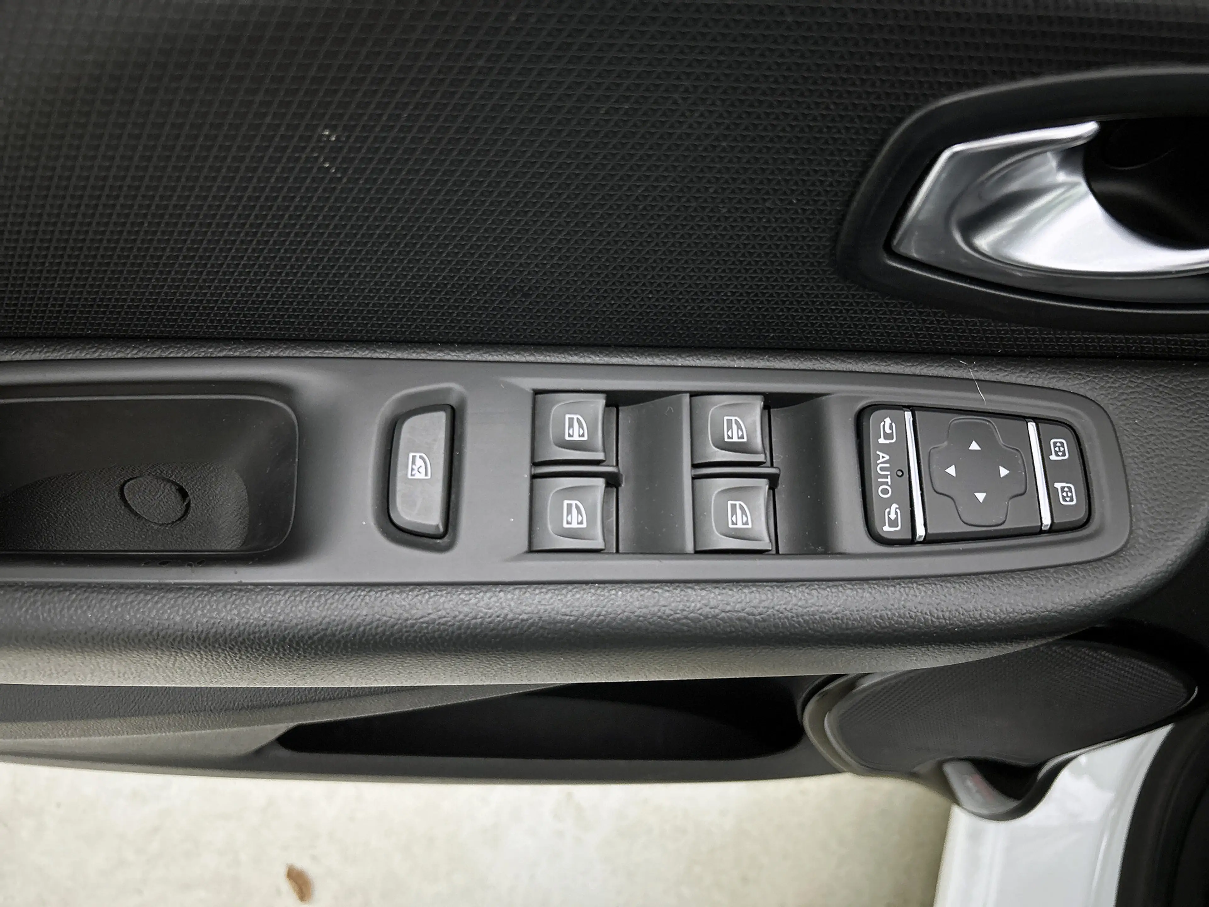 Renault Clio 0.9 TCe Intens Navi, DAB — photo 28
