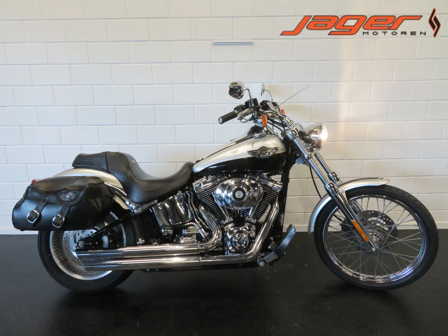 Harley-Davidson Softail FXST CUSTOM 100 JARIGE Plateado - 1