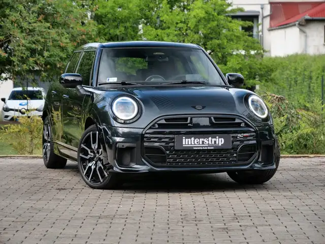 Mini Hatch view 3