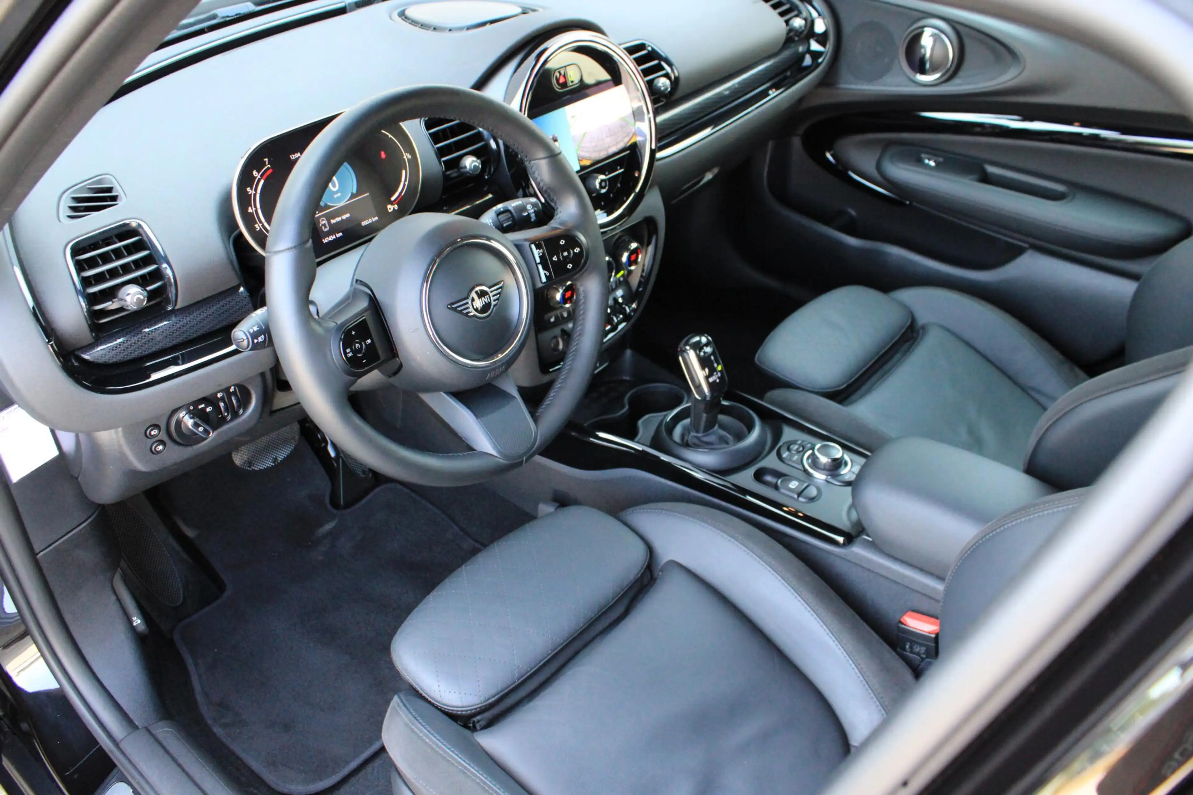 MINI Cooper Clubman 1.5 Camera | ACC | Comfort Access | Leder | DAB | — photo 2